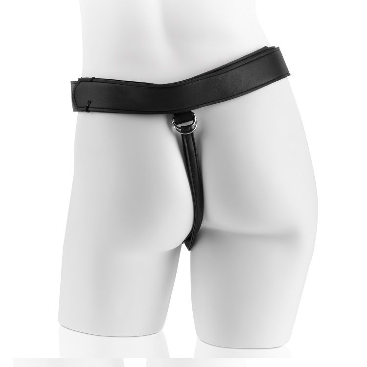 Imagen que nos facilita KING COCK de su producto erótico KING COCK - HARNESS CON PENE REALÍSTICO NEGRO 22.9 CM para nuestra categoría "JUGUETES BIENESTAR |Dildos sin Vibración|Penes realisticos".