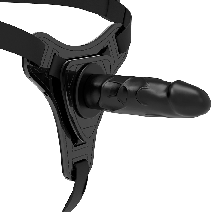 Imagen que nos facilita FETISH SUBMISSIVE HARNESS de su producto erótico FETISH SUBMISSIVE HARNESS - SILICONA NEGRO REALISTIC 15 CM para nuestra categoría "JUGUETES BIENESTAR |Arneses|Arneses sin Vibración".