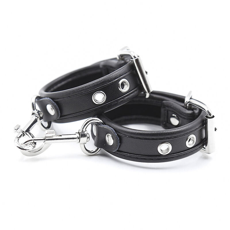 Imagen que nos facilita OHMAMA FETISH de su producto erótico OHMAMA FETISH - RESTRICCIONES MUÑECAS para nuestra categoría "BDSM & BONDAGE |Bondage|Esposas".