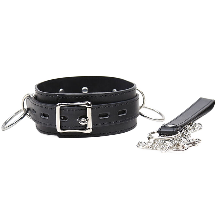 Imagen que nos facilita OHMAMA FETISH de su producto erótico OHMAMA FETISH - COLLAR SUMISION CON 3 ANILLAS para nuestra categoría "BDSM & BONDAGE |Bondage|Collares".