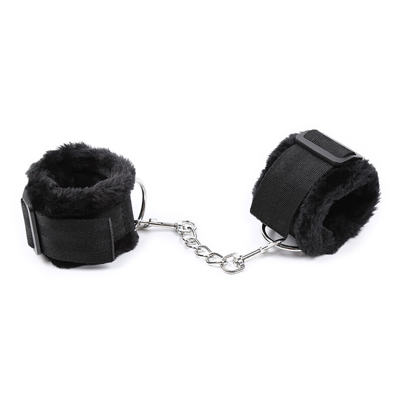 Imagen que nos facilita OHMAMA FETISH de su producto erótico OHMAMA FETISH - RESTRICCIONES MUÑECAS CON PELITOS para nuestra categoría "BDSM & BONDAGE |Bondage|Esposas".