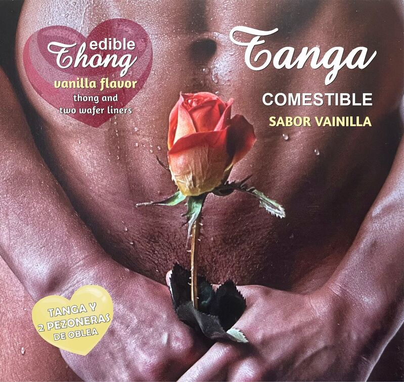 Imagen que nos facilita HOTFLOWERS de su producto erótico HOTFLOWERS -  TANGA + 2 PEZONES OBLEA VAINILLA HOMBRE /es/pt/en/fr/it/ para nuestra categoría "MODA & LENCERÍA|Lencería comestible".
