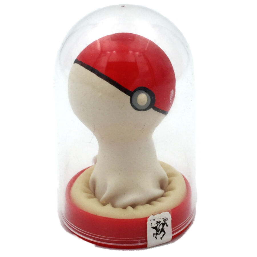 Imagen que nos facilita CONDOMERIE de su producto erótico CONDOMERIE - PRESERVATIVO DECORATIVO PINTADO A MANO POKEBOLA ROJO-BLANCO para nuestra categoría "PRESERVATIVOS |Preservativos Divertidos".