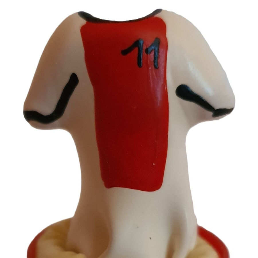 Imagen que nos facilita CONDOMERIE de su producto erótico CONDOMERIE - PRESERVATIVO DECORATIVO PINTADO A MANO CAMISETA AJAX para nuestra categoría "PRESERVATIVOS |Preservativos Divertidos".