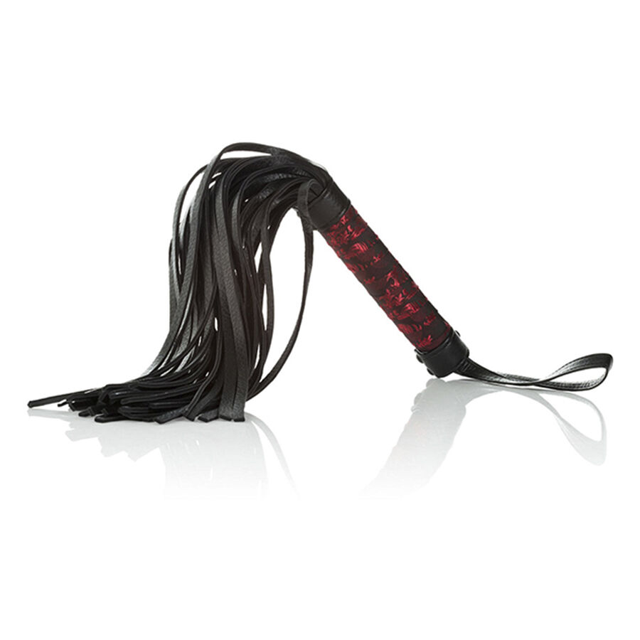 Imagen que nos facilita CALEXOTICS de su producto erótico CALEXOTICS - SCANDAL LÁTIGO CON ETIQUETA para nuestra categoría "BDSM & BONDAGE |Artículos BDSM|Látigos Golpes Suaves".