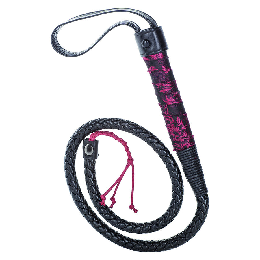 Imagen que nos facilita CALEXOTICS de su producto erótico CALEXOTICS - SCANDAL LÁTIGO COLA DE TORO NEGRO para nuestra categoría "BDSM & BONDAGE |Artículos BDSM|Látigos BDSM".