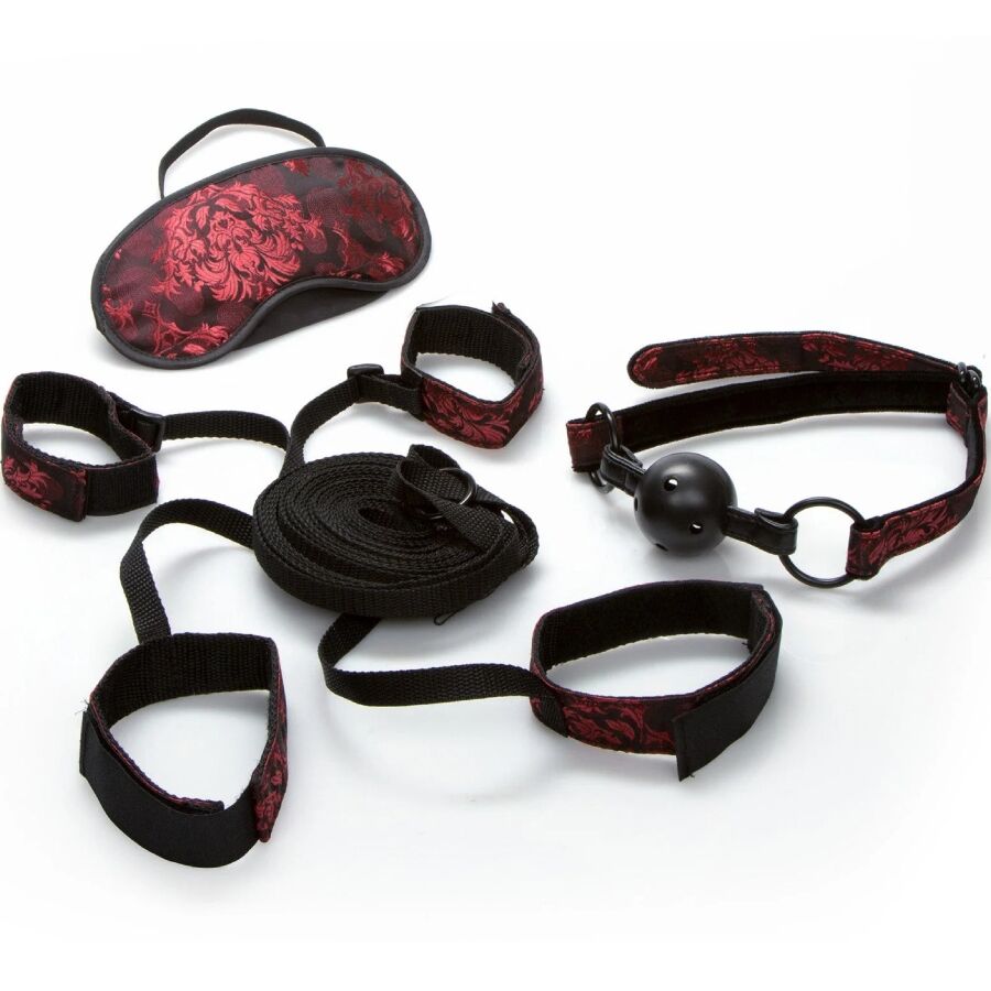 Imagen que nos facilita CALEXOTICS de su producto erótico CALEXOTICS - SCANDAL KIT SUJECIÓN DE CAMA para nuestra categoría "BDSM & BONDAGE |Bondage|Sets Bondage".