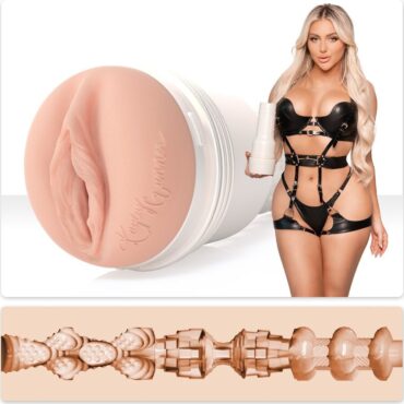 Imagen que nos facilita FLESHLIGHT GIRLS de su producto erótico FLESHLIGHT - KAYLEY GUNNER MASTURBADOR VAGINA para nuestra categoría "JUGUETES BIENESTAR |Juguetes para Hombres|Vaginas Actrices Porno".