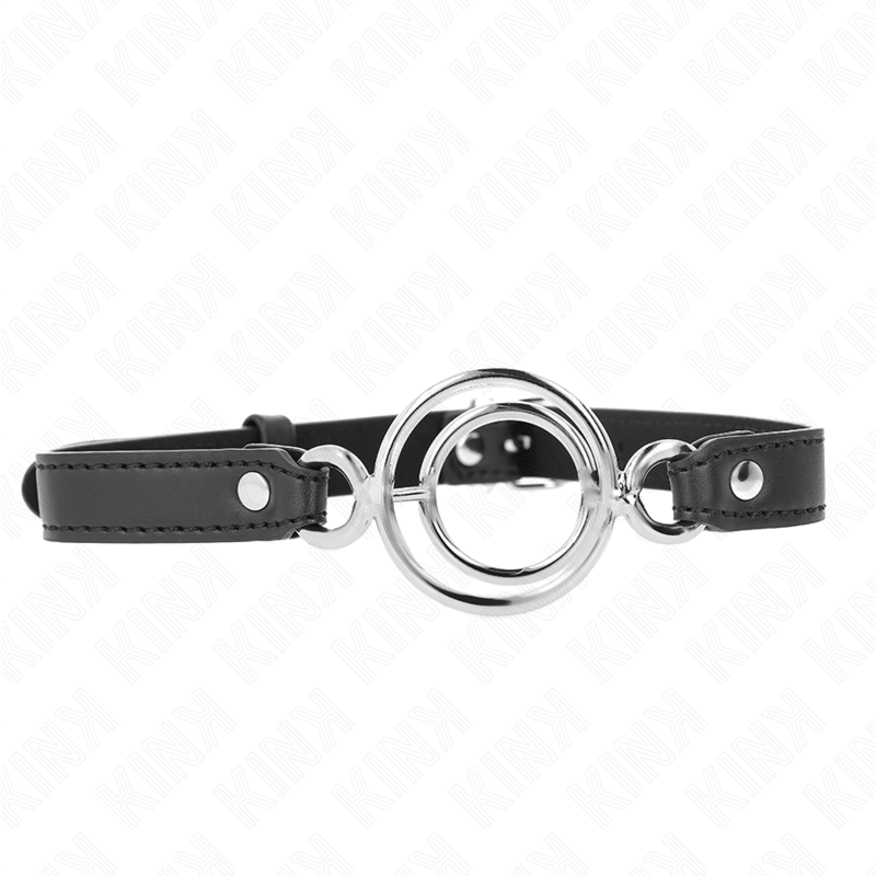 La marca KINK COLLAR & GAG nos facilita esta imagen de su producto KINK - MORDAZA CON MÚLTIPLES JUNTAS TÓRICAS 5 CM NEGRO 63 X 2.5 CM para nuestro catálogo.