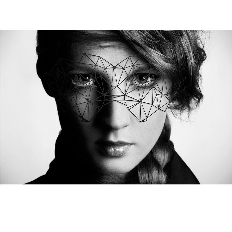 La marca BIJOUX VINYL MASKS nos facilita esta imagen de su producto BIJOUX - MSCARA KRISTINE para nuestro catálogo.